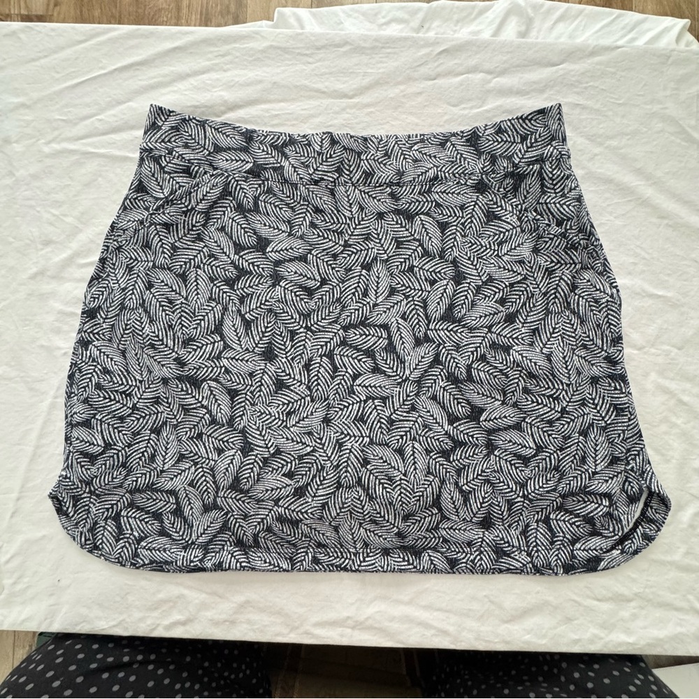 Peter Millar Black White Leaf Pattern Golf Sport Tennis Pickleball Skirt Sz XL